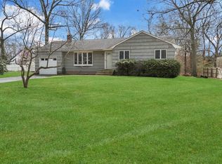1 Ketchum Ave, Saint James, NY 11780