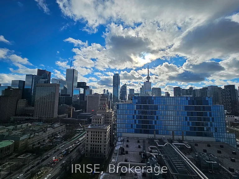230 Simcoe St #2414 — Photo 7