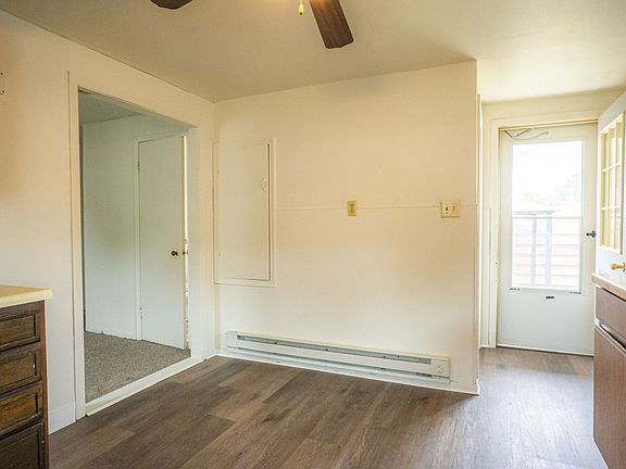 3rd image of 1227 Green Bay St #1227