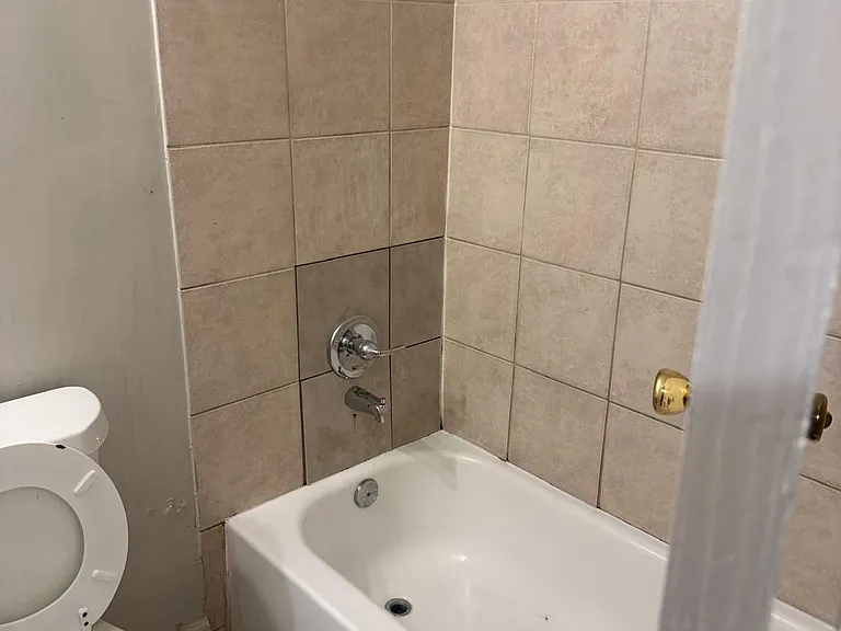235 Barfield Ave SW — Photo 8