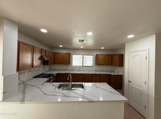 9518 N 82nd Glen, Peoria, AZ 85345