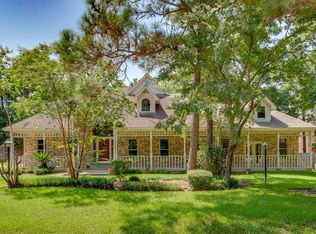 12 Mellow Leaf Ln, Spring, TX 77381