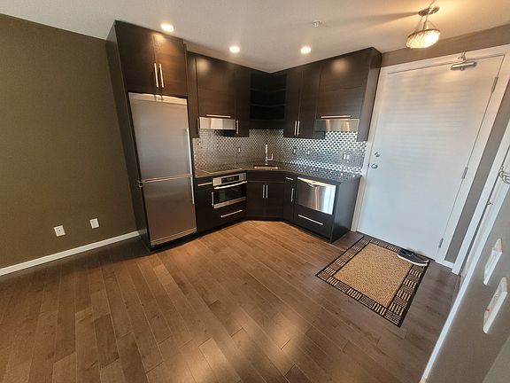 4th image of 230 Slimmon Rd #111