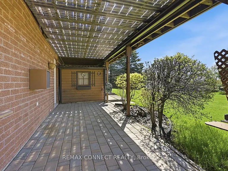 4 Sunrise Ct — Photo 25