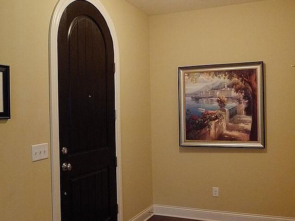 3rd image of 1410 Lemans Blvd