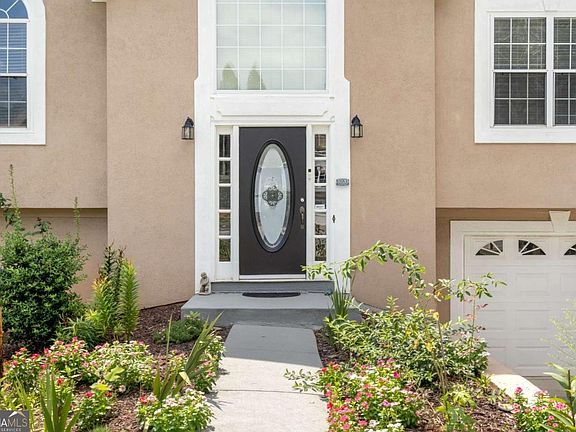 2nd image of 1020 Dalby Way