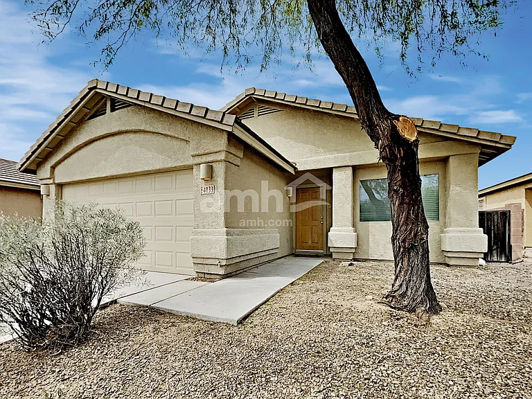 4133 E Lushfield Dr — Photo 1