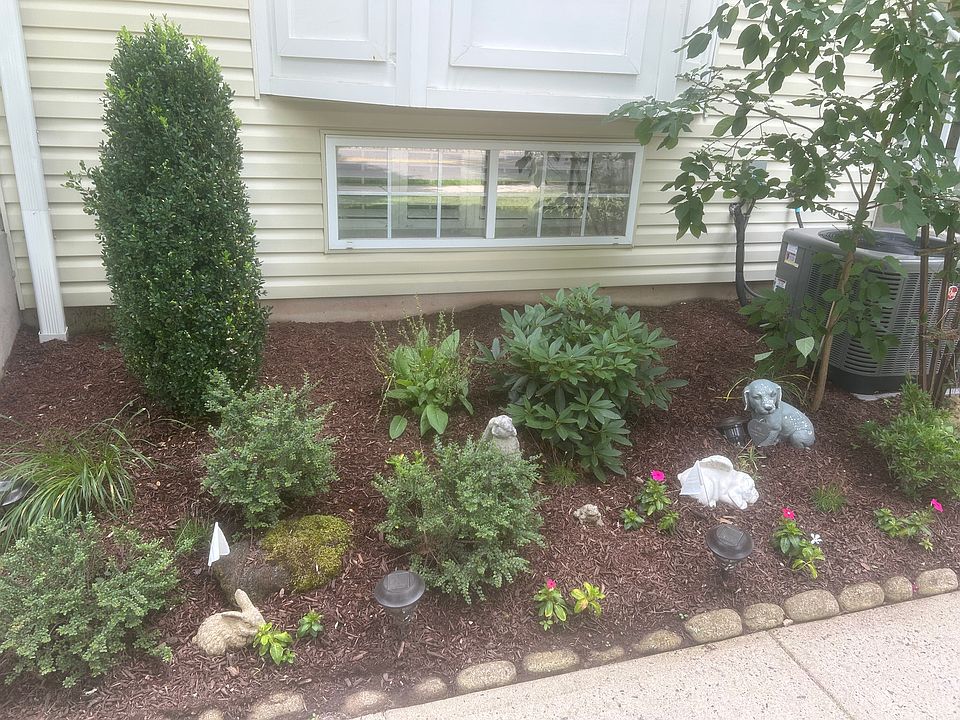 Front Garden Bed