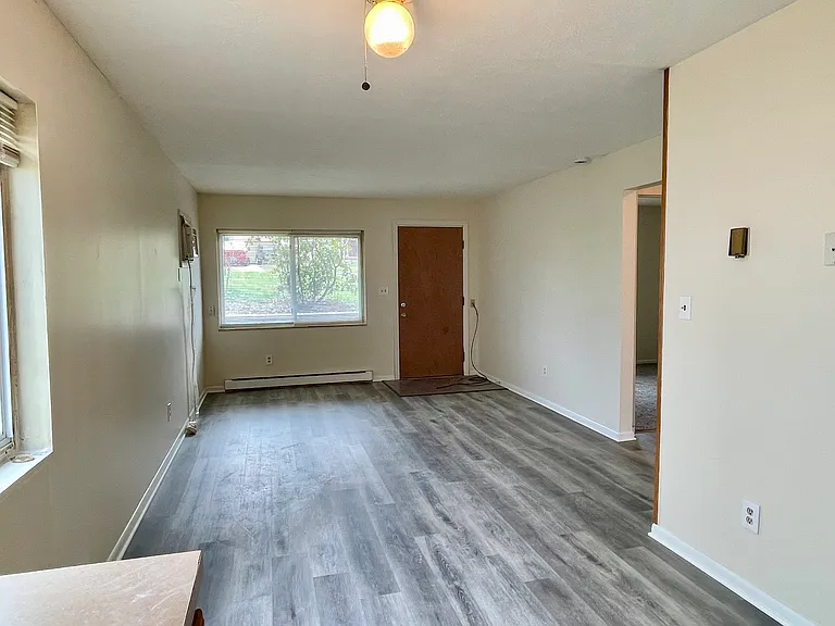 753 Westpoint Ave — Photo 3