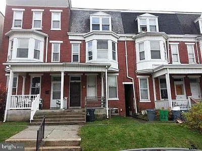 222 W Jackson St photo 1