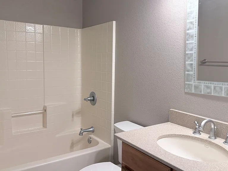 2145 Ridgecrest Cir #4 — Photo 7