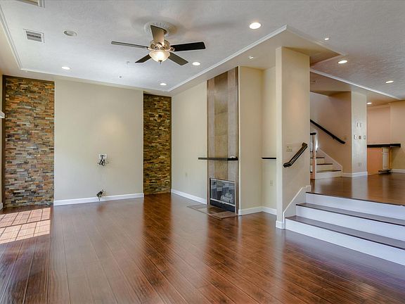 3rd image of 1029 Helen Ave Unit 1029