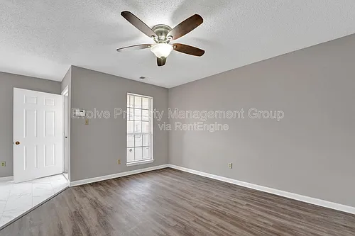 3014 Meadows Ln Photo 1