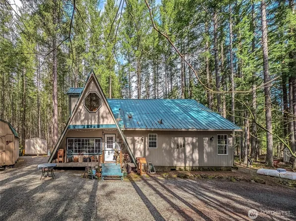 121 Sunstone Road, Packwood, WA 98361