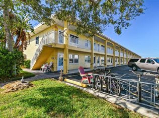 9715 Harrell Ave APT 25, Treasure Island, FL 33706