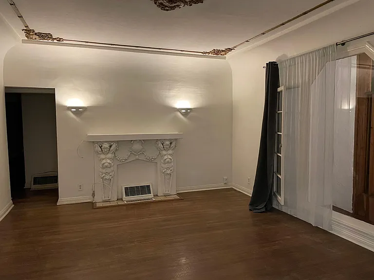 6111 Romaine St #103 — Photo 25