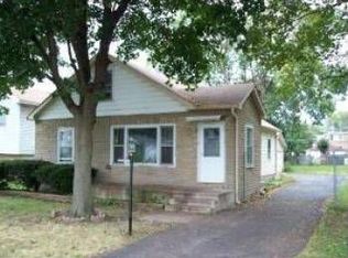 10418 W Lyndale Ave, Melrose Park, IL 60164