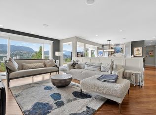 1052 Corona Cres, Coquitlam, BC