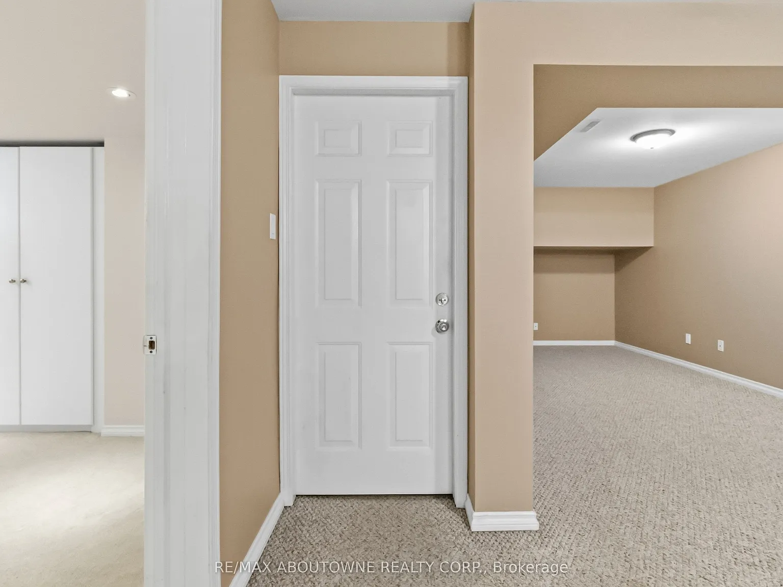 2 bed, $1,800 — Photo 4
