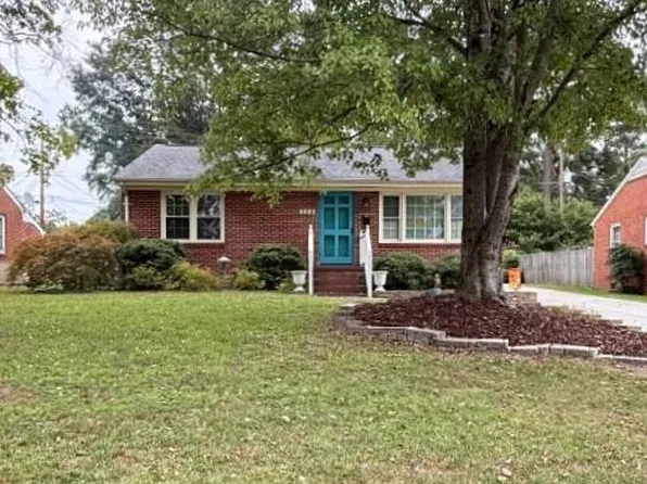 228 Charlotte St, Roanoke Rapids, NC 27870