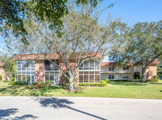 51 Woodland Dr, Vero Beach, FL 32962