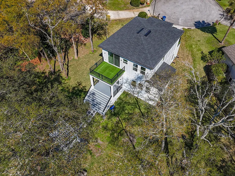 2121 Broad Water Dr — Photo 66