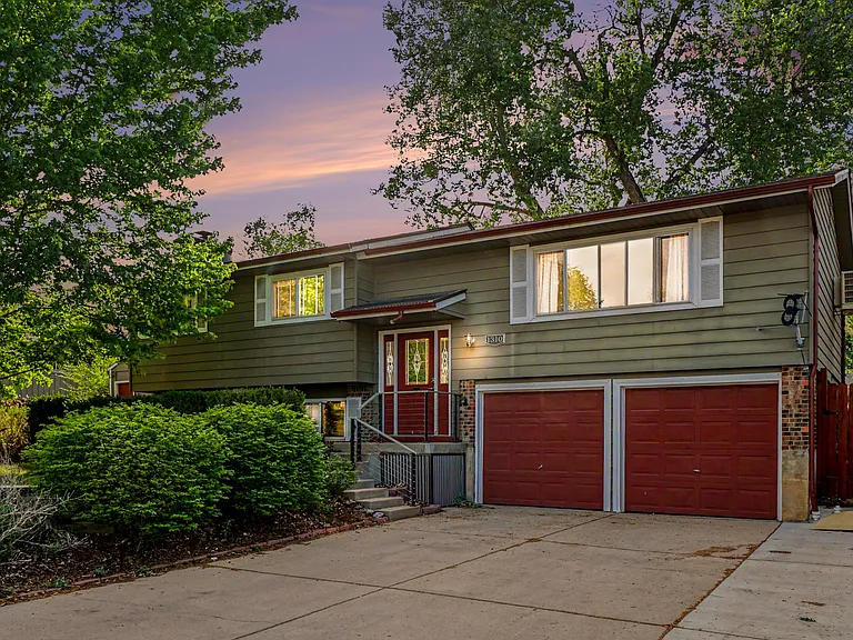 1310 Brookfield Dr — Photo 1