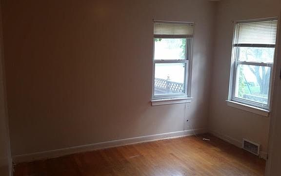 5th image of 321 47th Ave