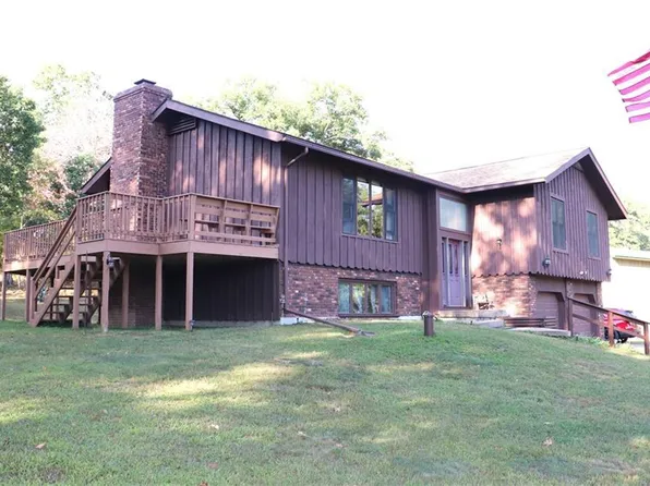 W13316 Neitzke Ln., Blair, WI 54616