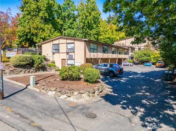 648 S 152nd Street, Burien, WA 98148