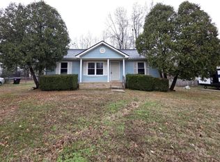 416 Donna Dr, Clarksville, TN 37042