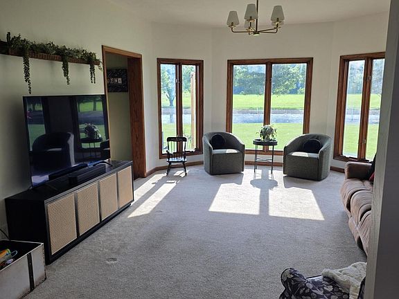 5th image of 1505 Harshbarger Rd