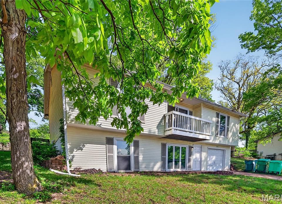 1st image of 1921 Americana Way