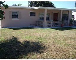 5th image of 370 NE 59th St