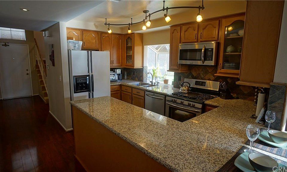 2nd image of 11469 Meadowview Ln