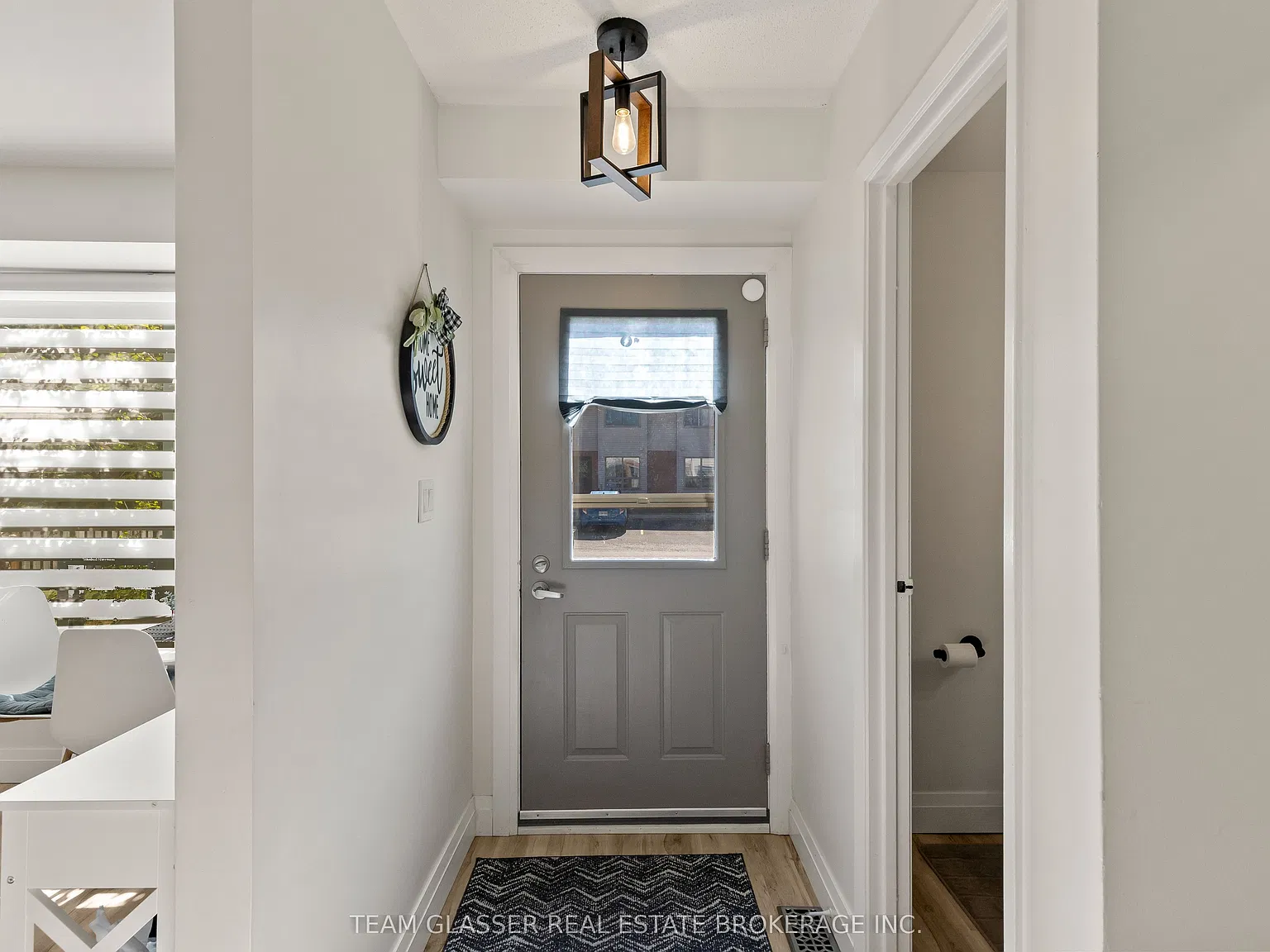4 bed, $2,500 — Photo 3