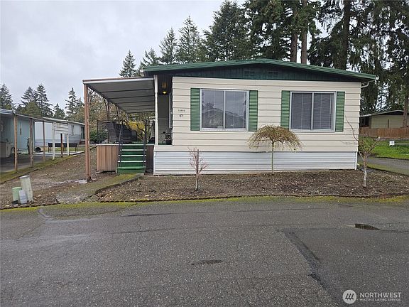 3rd image of 12606 113th Ave E #243