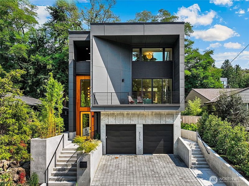 2nd image of 8022 Fauntleroy Way SW