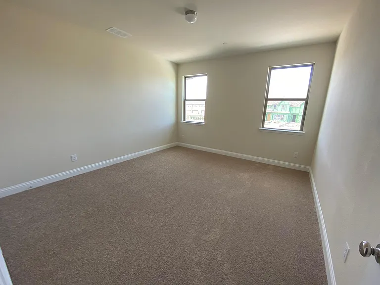 6245 Rainbow Valley Pl — Photo 16