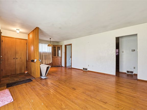 5th image of 4134 Marion Hill Rd