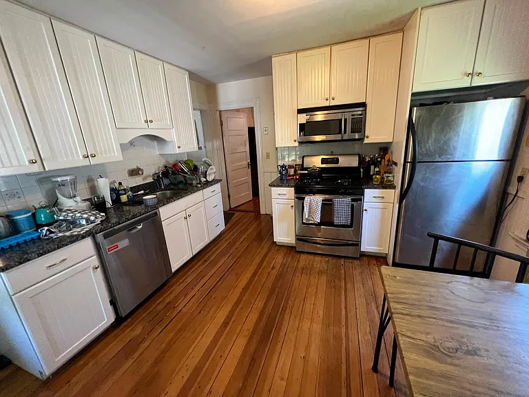 47 Rice St #3 — Photo 1