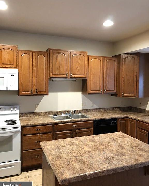 2nd image of 236 Merriweather Dr