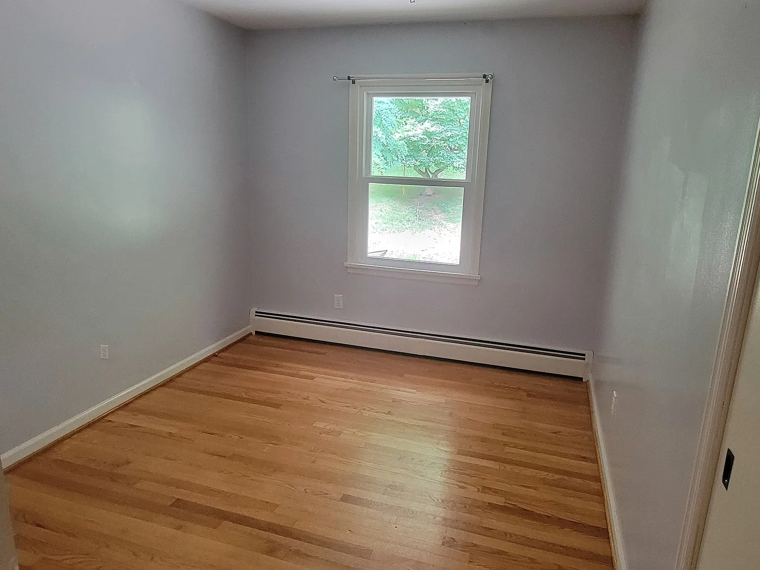 5 bed, 2687 sqft, $850 — Photo 4