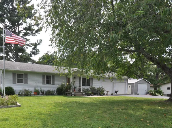 23 Dogwood Pl, Benton, KY 42025