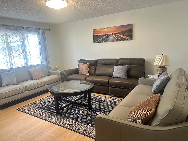 373 Penora St #1 — Photo 5