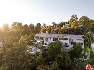 9360 Readcrest Dr, Beverly Hills, CA 90210