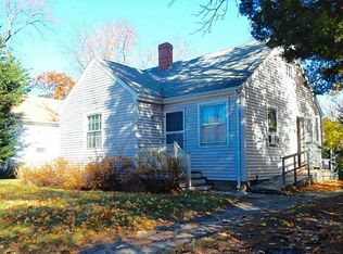 76 Newfield Ave, Warwick, RI 02888