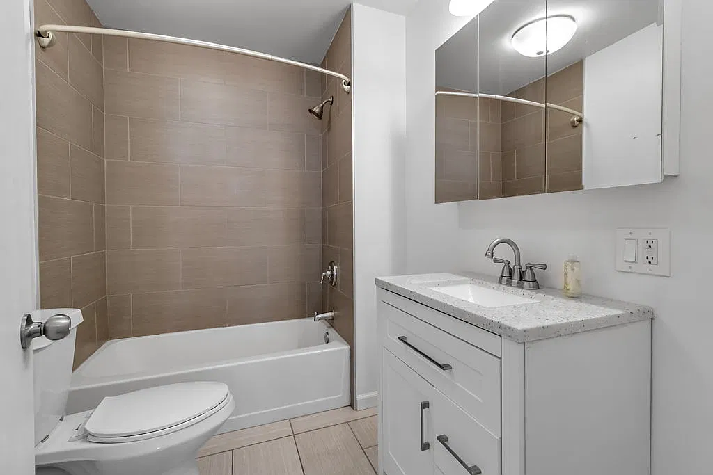 110 Merrimac St — Photo 4