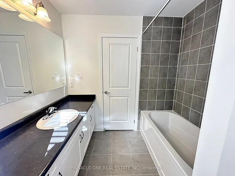44 Chambery St — Photo 10