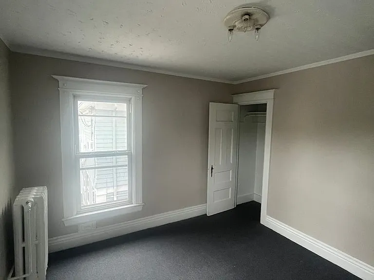 293 Dartmouth St — Photo 32
